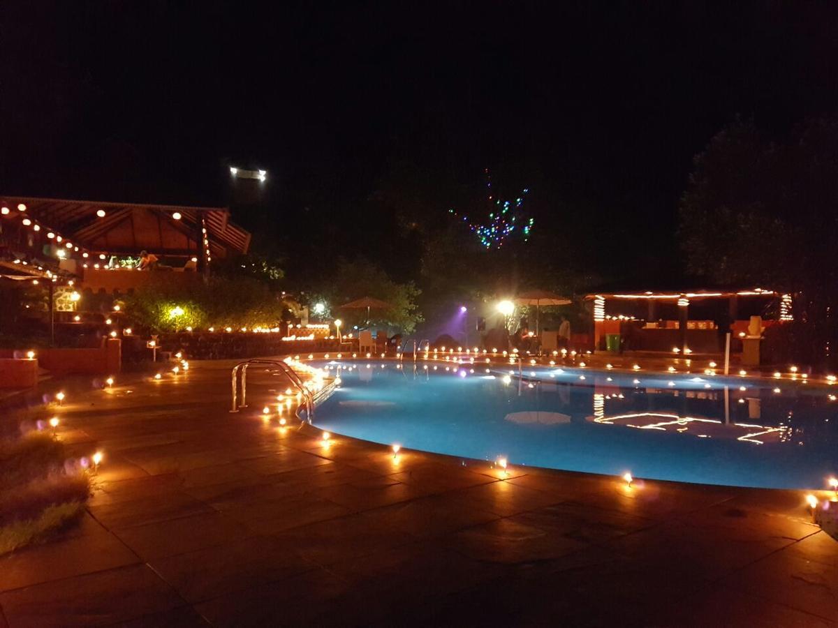 Cherilyn Monta Resort - Ratnagiri Vatul Zewnętrze zdjęcie